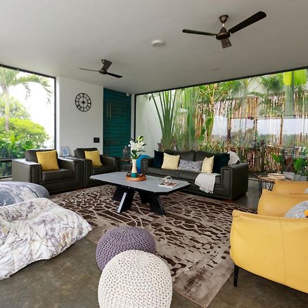Open House By Stayvista - Nestled In Nature, Featuring A Swimming Pool & Expansive Lawn For A Serene Retreat Shikrapur Ngoại thất bức ảnh