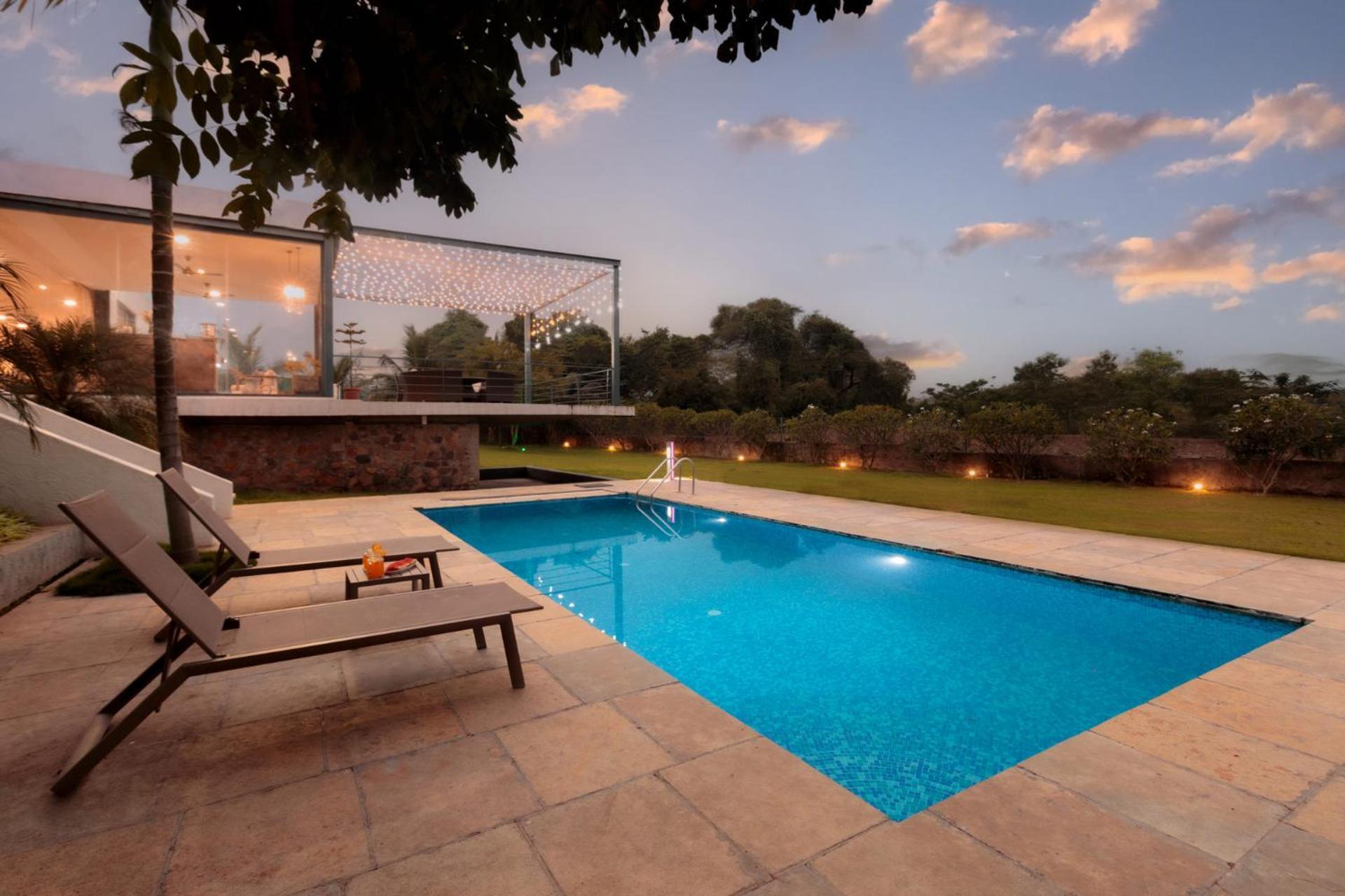 Open House By Stayvista - Nestled In Nature, Featuring A Swimming Pool & Expansive Lawn For A Serene Retreat Shikrapur Ngoại thất bức ảnh