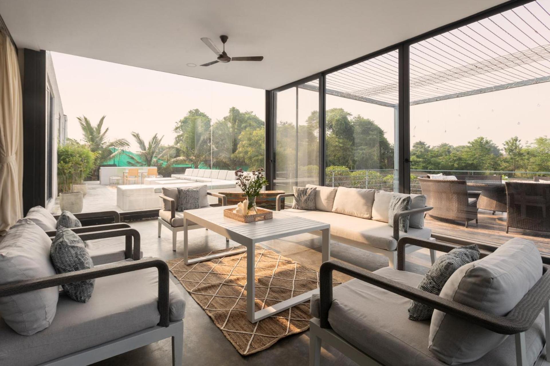 Open House By Stayvista - Nestled In Nature, Featuring A Swimming Pool & Expansive Lawn For A Serene Retreat Shikrapur Ngoại thất bức ảnh