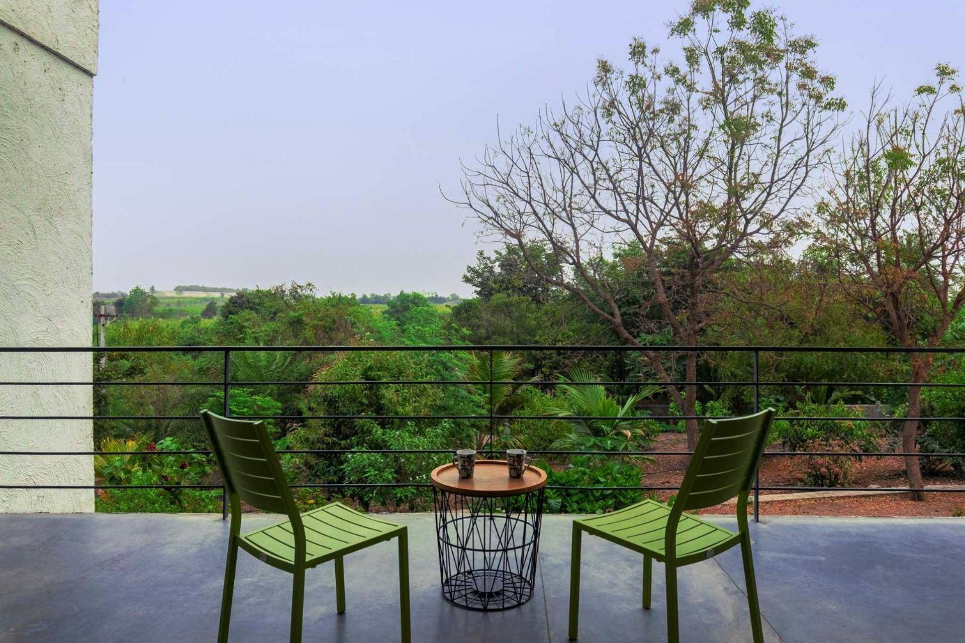Open House By Stayvista - Nestled In Nature, Featuring A Swimming Pool & Expansive Lawn For A Serene Retreat Shikrapur Ngoại thất bức ảnh